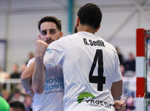UYL_5886
