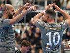 UYL_4817