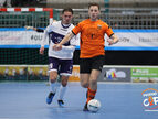 UYL_4682