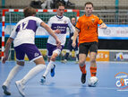 UYL_4686