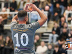 UYL_4814