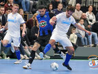 UYL_4428