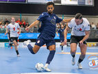 UYL_4456