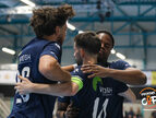 UYL_4578