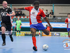 UYL_4612