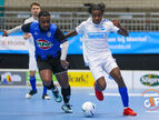 UYL_4351