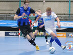 UYL_4375