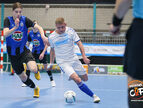 UYL_4376