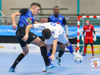 UYL_4384
