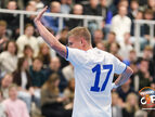 UYL_4390