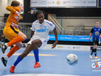 UYL_4396