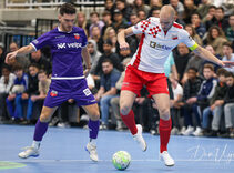 UYL_4660