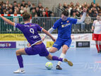 UYL_4712