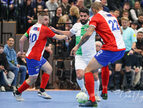 UYL_4757