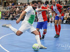 UYL_4808