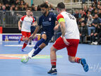 UYL_4863