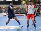 UYL_4880