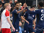 UYL_4919