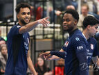 UYL_4922